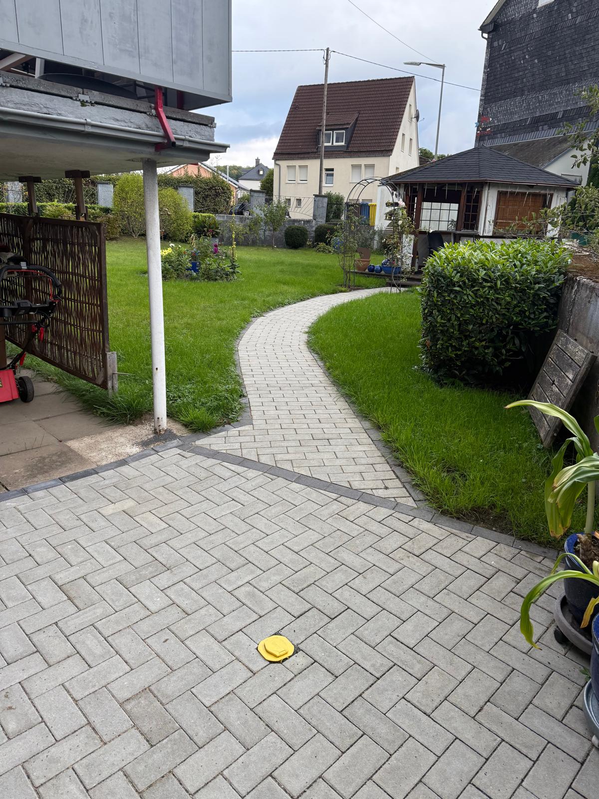 Pflaster3 https://www.tbm-hausmeisterservice.de/wp-content/uploads/2026/07/Pflaster3.jpeg